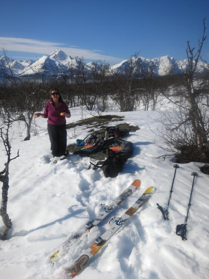 Olderdalen Ski Camp Экстерьер фото
