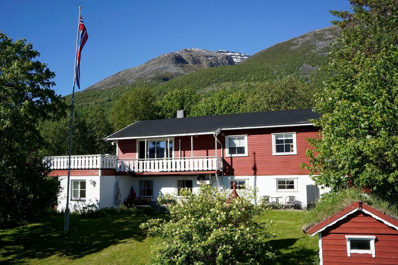 Olderdalen Ski Camp Экстерьер фото